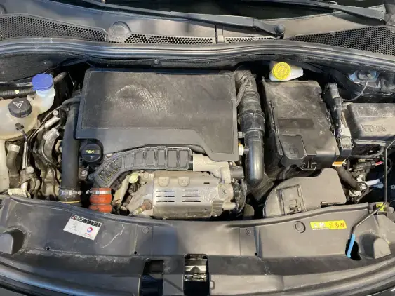 PEUGEOT 2008 - voiture d'occasion - Photo 21