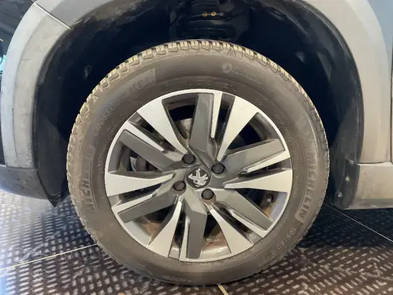 PEUGEOT 2008 - voiture d'occasion - Photo 23