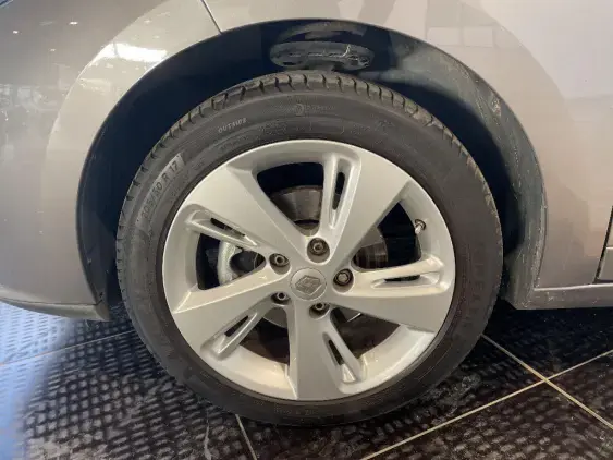 RENAULT MEGANE III - voiture d'occasion - Photo 22