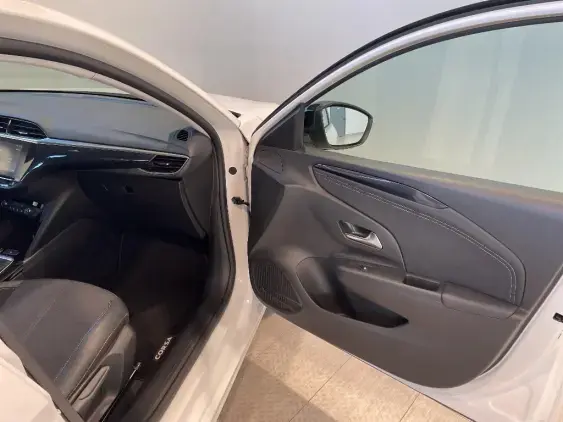 OPEL CORSA F - voiture d'occasion - Photo 20