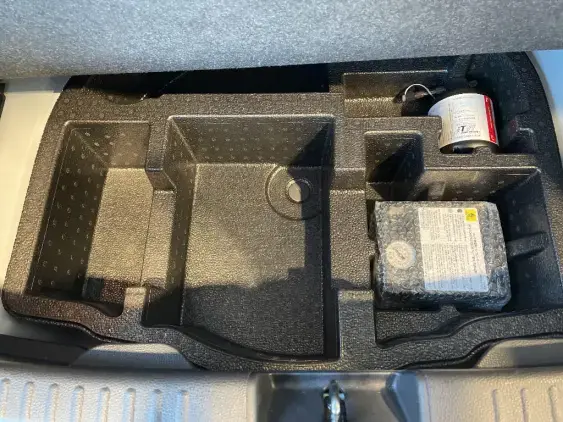 TOYOTA YARIS IV - voiture d'occasion - Photo 17