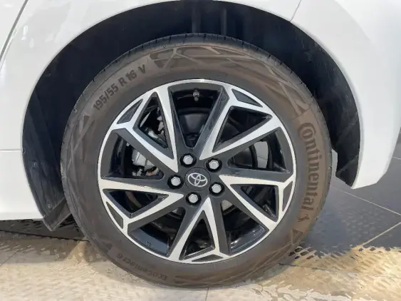 TOYOTA YARIS IV - voiture d'occasion - Photo 24