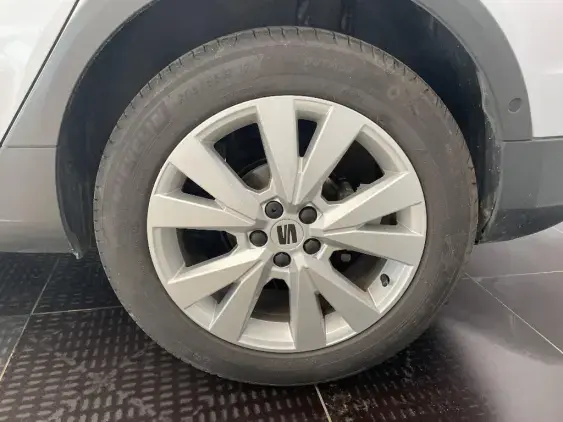 SEAT ARONA - voiture d'occasion - Photo 24