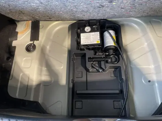 TOYOTA AYGO X - voiture d'occasion - Photo 17