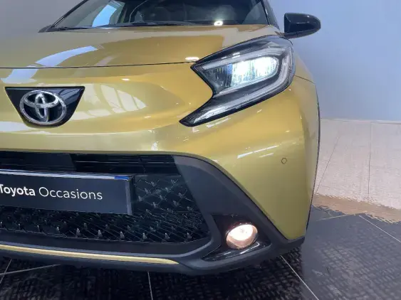 TOYOTA AYGO X - voiture d'occasion - Photo 22