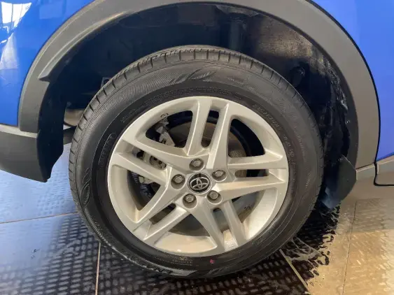 TOYOTA C-HR - voiture d'occasion - Photo 25