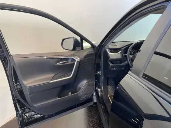 TOYOTA RAV4 V - voiture d'occasion - Photo 19