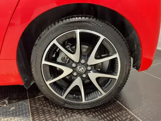 TOYOTA YARIS IV - voiture d'occasion - Photo 24