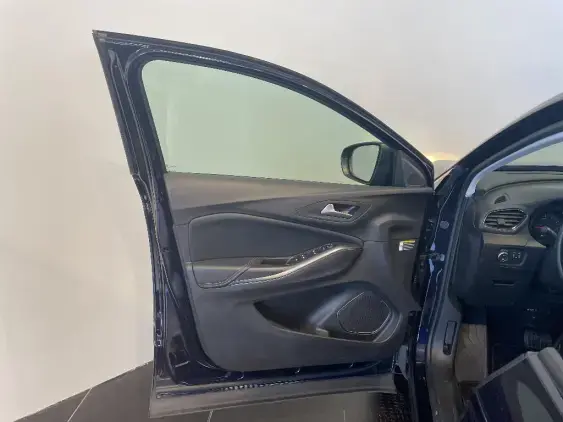 OPEL GRANDLAND X - voiture d'occasion - Photo 19