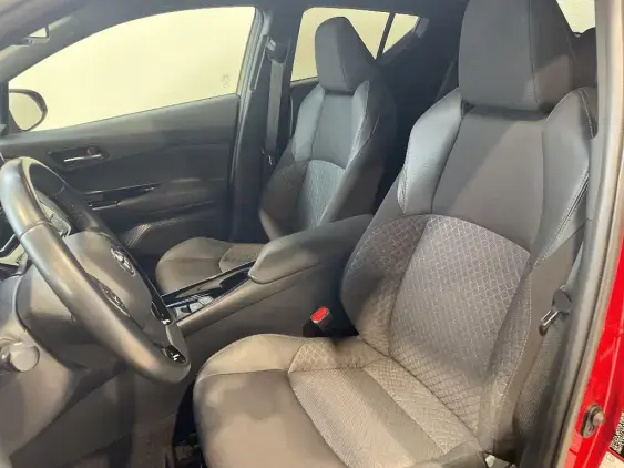 TOYOTA C-HR - voiture d'occasion - Photo 18