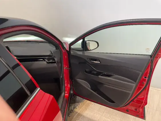 TOYOTA C-HR - voiture d'occasion - Photo 20