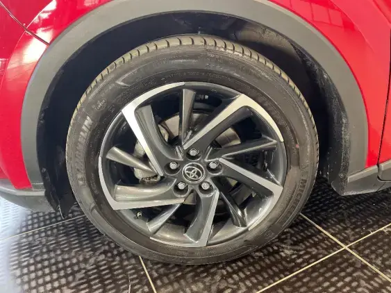 TOYOTA C-HR - voiture d'occasion - Photo 23