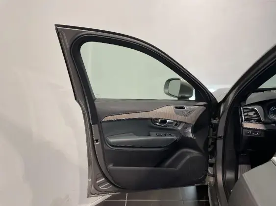 VOLVO XC90 II - voiture d'occasion - Photo 19