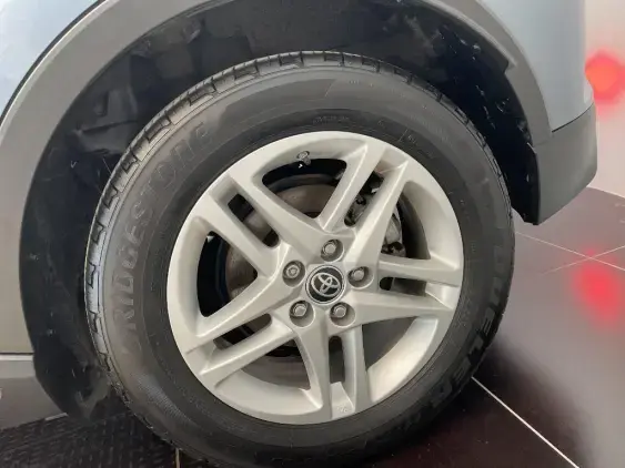 TOYOTA C-HR - voiture d'occasion - Photo 24