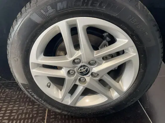 TOYOTA C-HR - voiture d'occasion - Photo 24