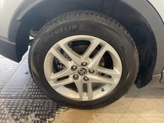 TOYOTA C-HR - voiture d'occasion - Photo 25