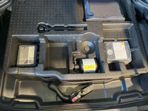 TOYOTA YARIS CROSS I - voiture d'occasion - Photo 17