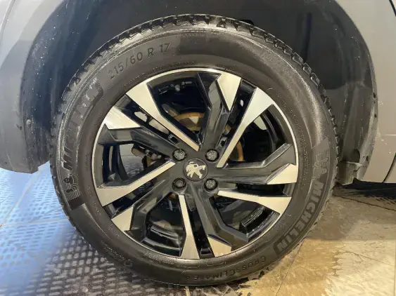 PEUGEOT 2008 II - voiture d'occasion - Photo 25