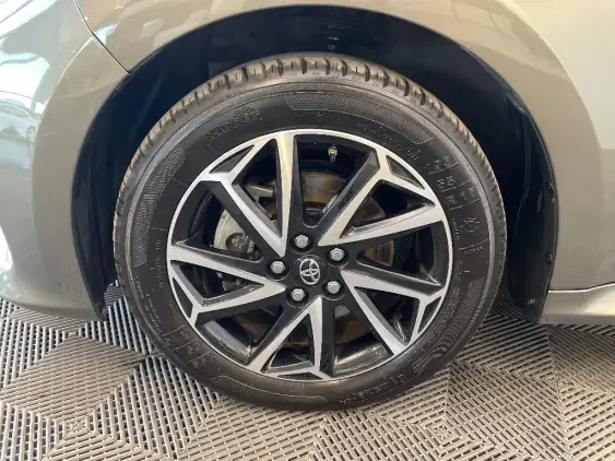 TOYOTA YARIS IV - voiture d'occasion - Photo 23