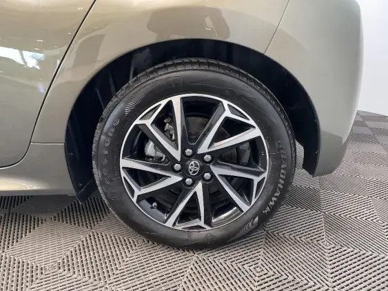 TOYOTA YARIS IV - voiture d'occasion - Photo 24