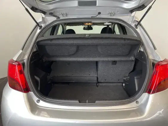 TOYOTA YARIS III - voiture d'occasion - Photo 16