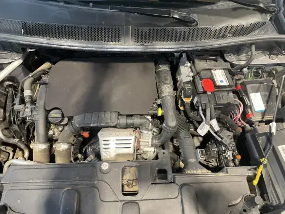 PEUGEOT 3008 II - voiture d'occasion - Photo 21