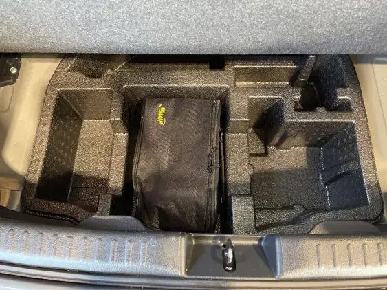 TOYOTA YARIS IV - voiture d'occasion - Photo 17