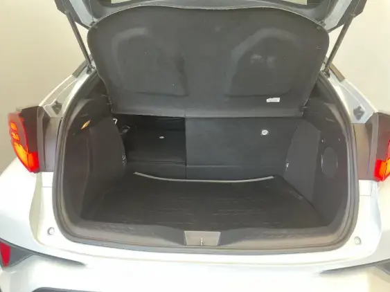 TOYOTA C-HR - voiture d'occasion - Photo 16