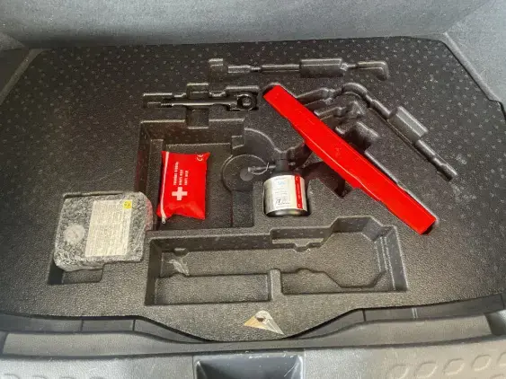 TOYOTA C-HR - voiture d'occasion - Photo 17