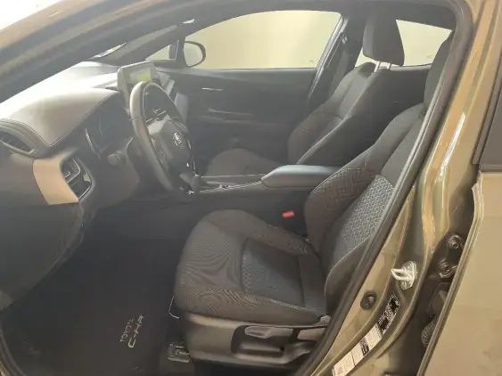 TOYOTA C-HR - voiture d'occasion - Photo 18