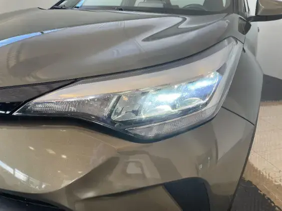 TOYOTA C-HR - voiture d'occasion - Photo 22