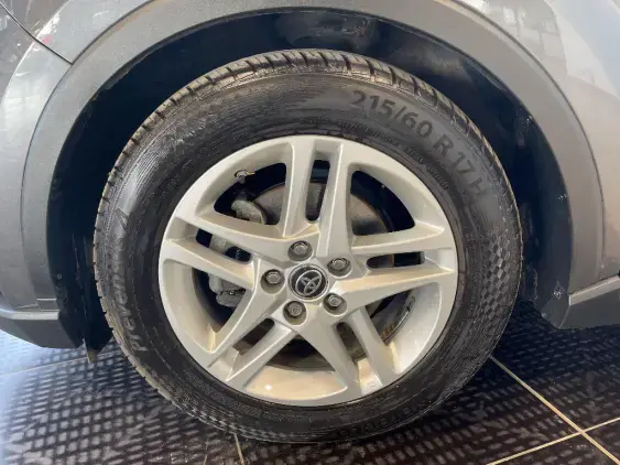 TOYOTA C-HR - voiture d'occasion - Photo 23