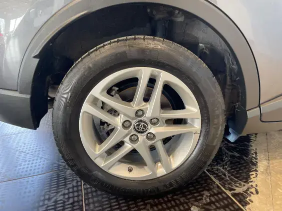 TOYOTA C-HR - voiture d'occasion - Photo 25