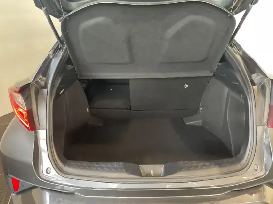 TOYOTA C-HR - voiture d'occasion - Photo 16