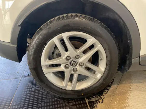 TOYOTA C-HR - voiture d'occasion - Photo 25