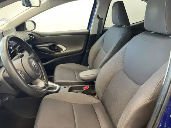 TOYOTA YARIS IV - voiture d'occasion - Photo 18