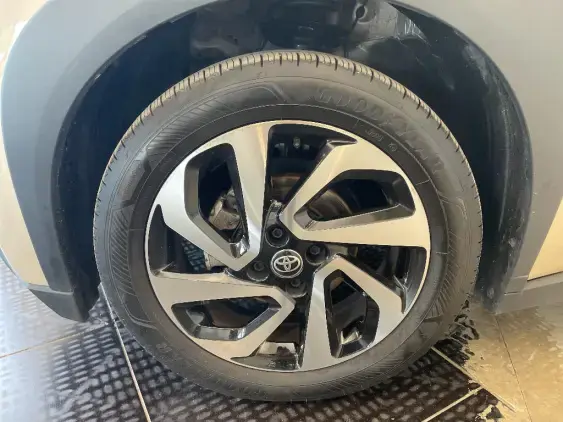 TOYOTA AYGO X - voiture d'occasion - Photo 23