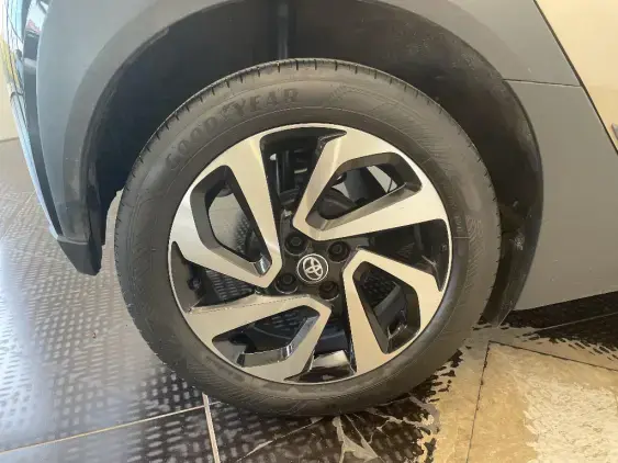 TOYOTA AYGO X - voiture d'occasion - Photo 25