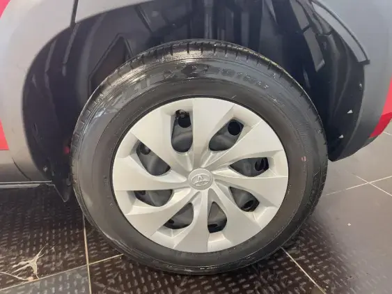 TOYOTA YARIS CROSS I - voiture d'occasion - Photo 24