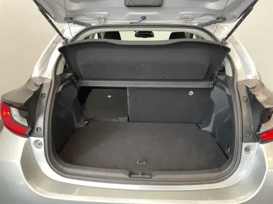 TOYOTA YARIS IV - voiture d'occasion - Photo 16
