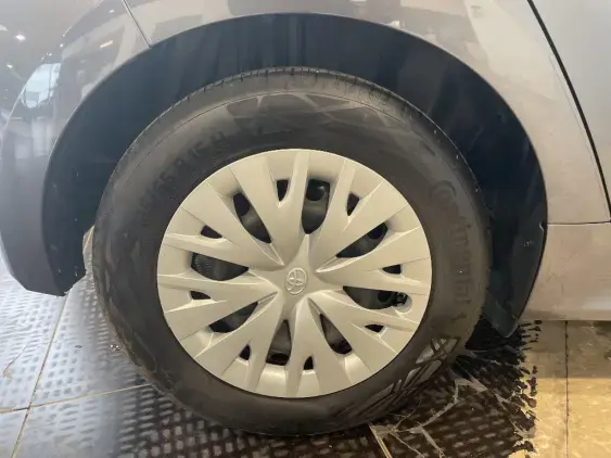 TOYOTA YARIS IV - voiture d'occasion - Photo 25