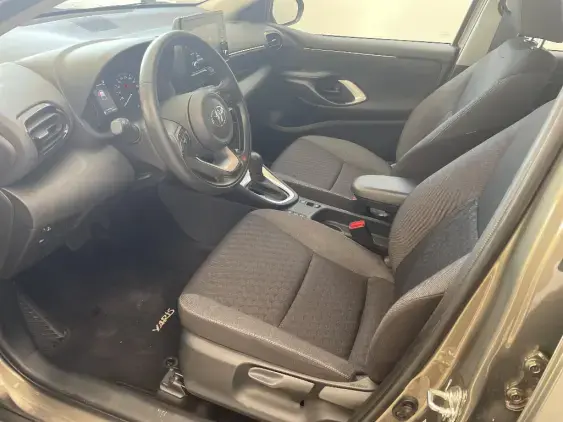 TOYOTA YARIS IV - voiture d'occasion - Photo 18