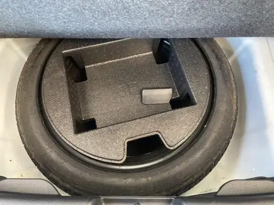 TOYOTA YARIS IV - voiture d'occasion - Photo 17