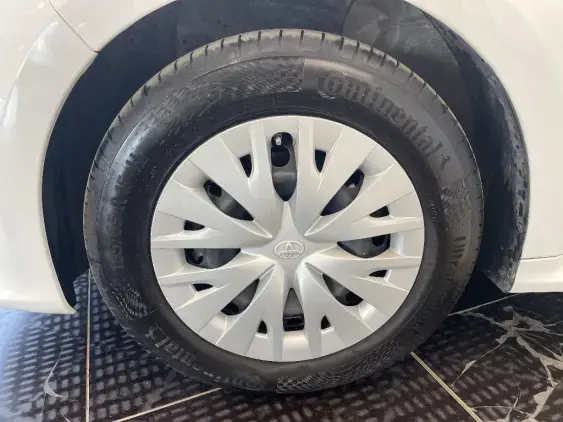 TOYOTA YARIS IV - voiture d'occasion - Photo 23