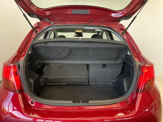 TOYOTA YARIS III - voiture d'occasion - Photo 16