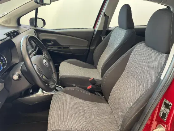 TOYOTA YARIS III - voiture d'occasion - Photo 18