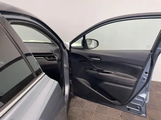 TOYOTA C-HR - voiture d'occasion - Photo 20