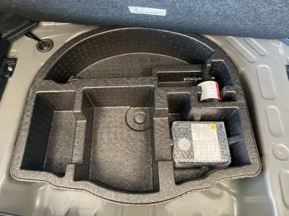 TOYOTA YARIS CROSS I - voiture d'occasion - Photo 17