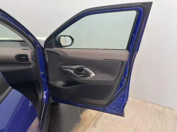 TOYOTA YARIS CROSS I - voiture d'occasion - Photo 20