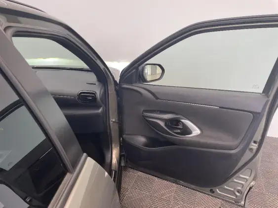 TOYOTA YARIS CROSS I - voiture d'occasion - Photo 20